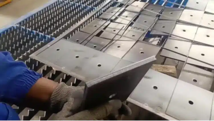 Metal test piece shown on video; thickness not confirmed
