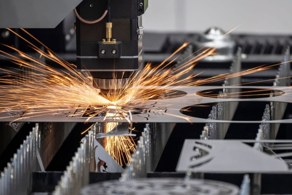 Fiber Laser Cutting VS Plasma Cutting